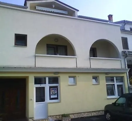 Studio In With Balcony, Wifi, Washing Machine * Rovinj